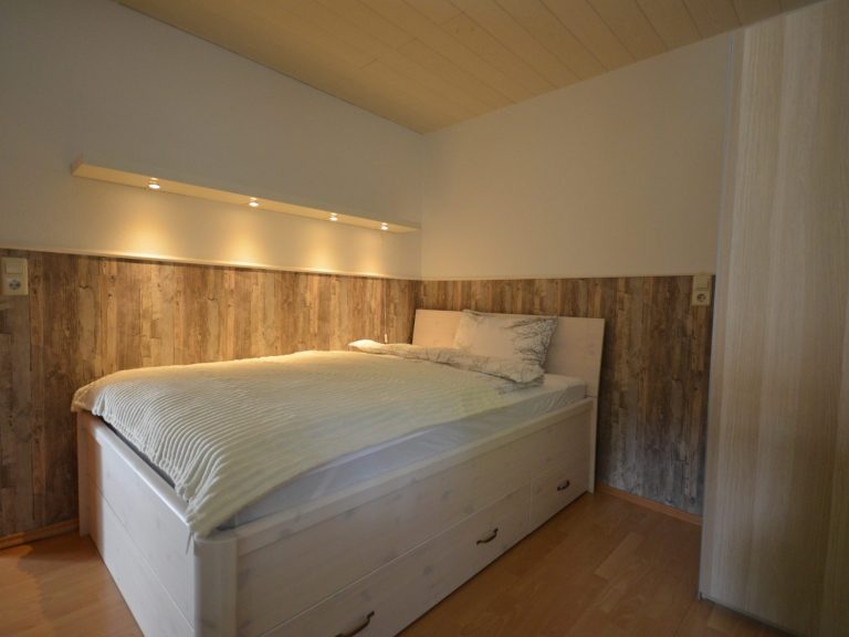 Zimmler 2 - Bett