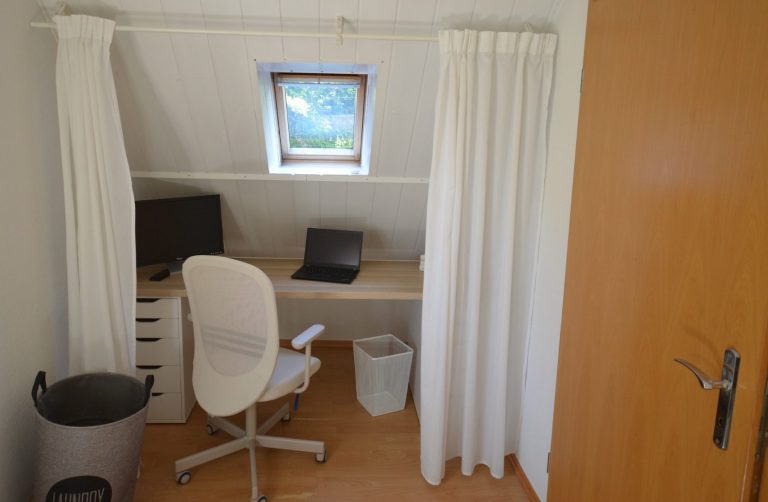 Zimmler 2 - Bett
